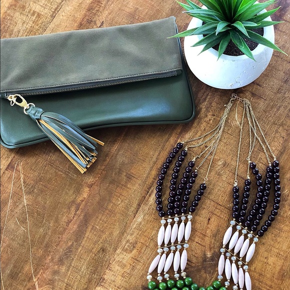 Who What Where Clutch and Statement Necklace - Picture 8 of 8